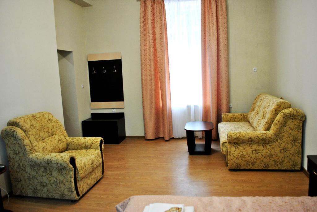 Elegia Hotel Κχαρκίβ Δωμάτιο φωτογραφία